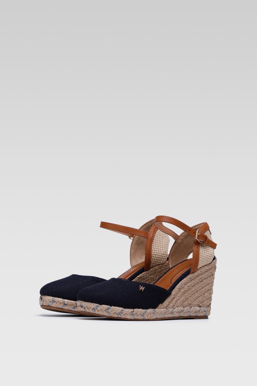 CCC_5904248268923_05_lr