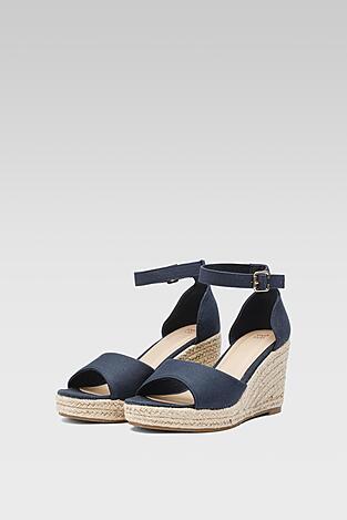 CCC_5904248800550_05_lr